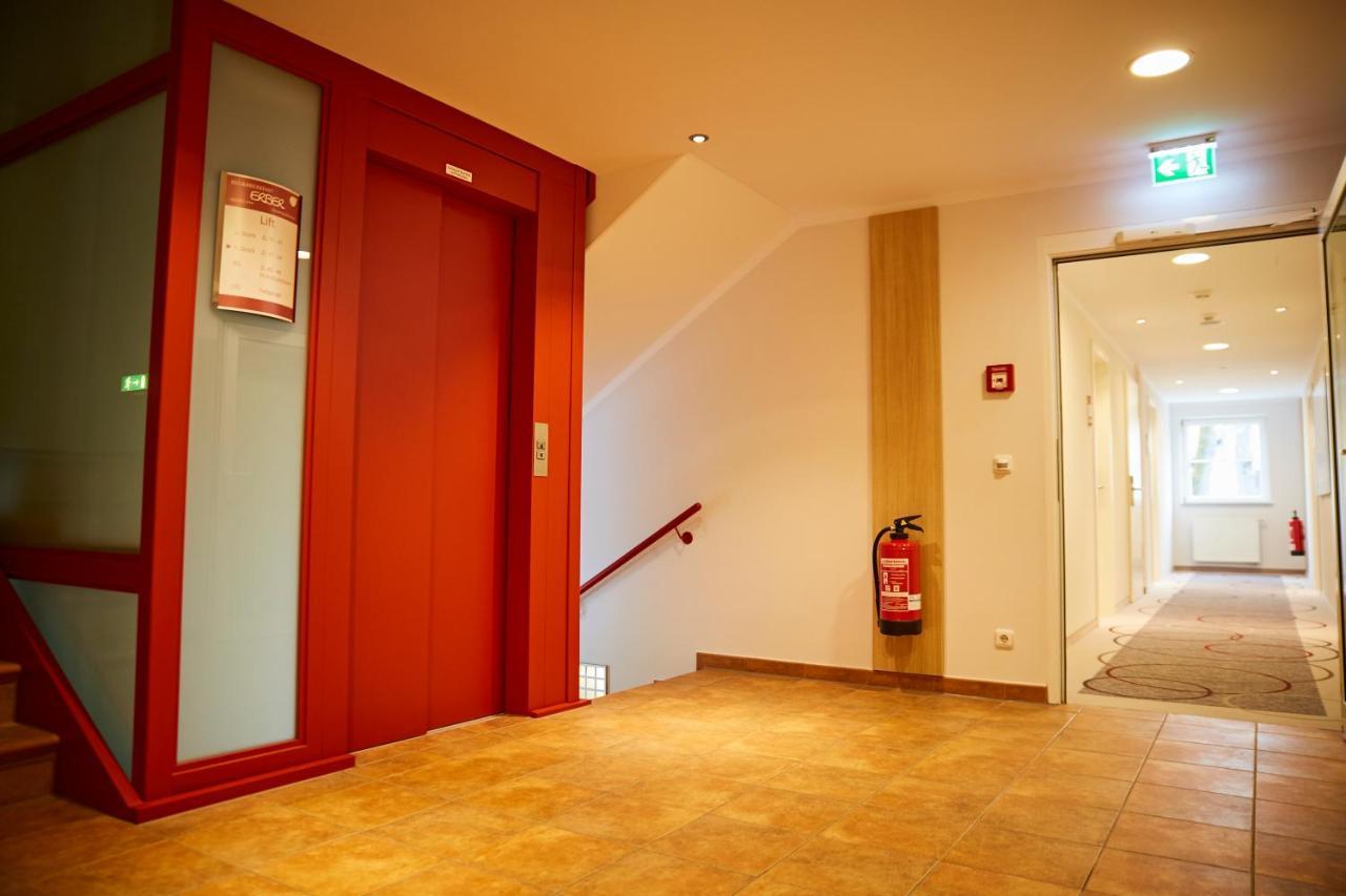 Bed&Breakfast Erber Исманинг Экстерьер фото